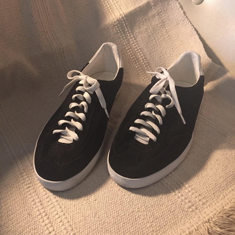 Black Suede Sneakers size 10/41